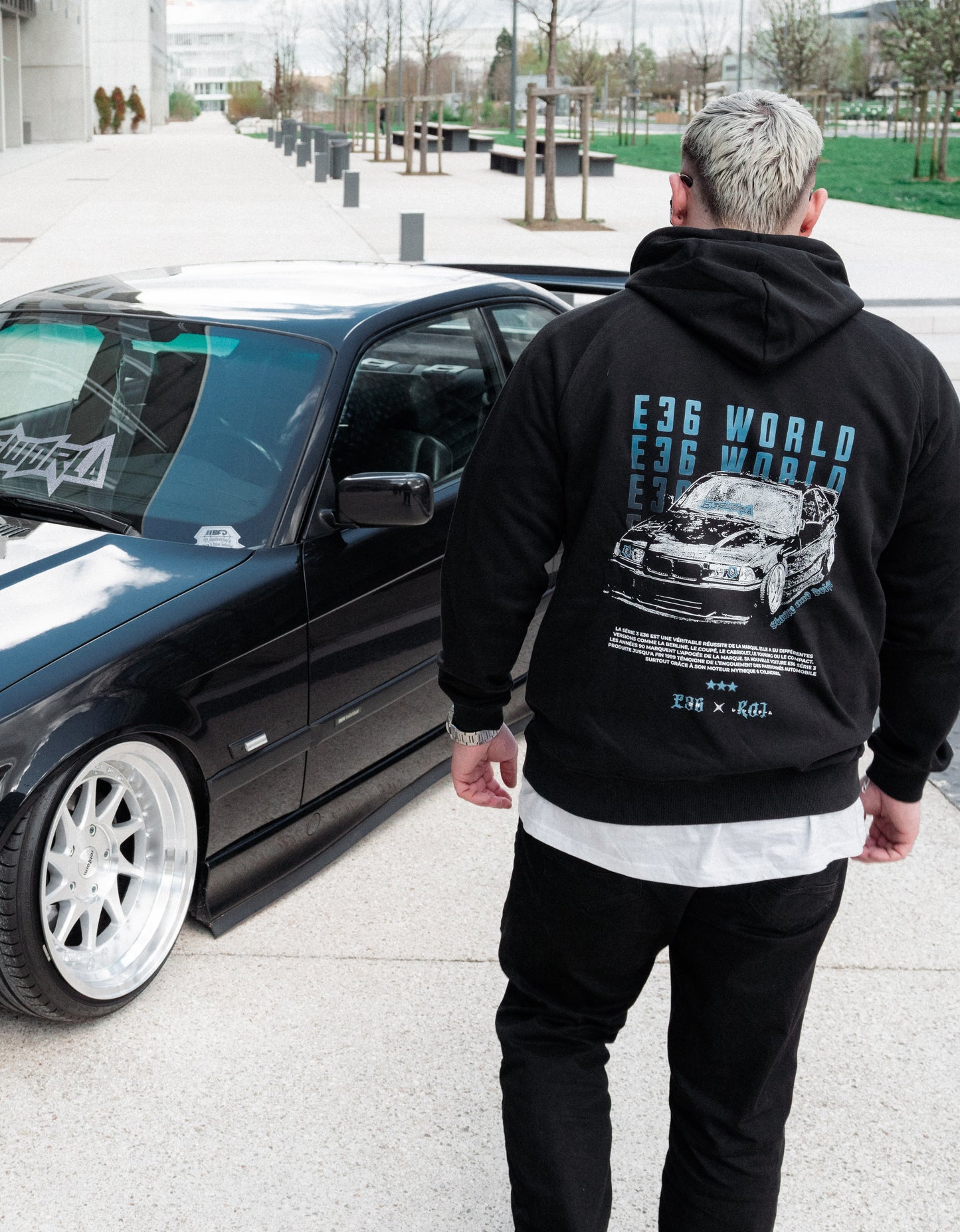 HOODIE NOIR KOI X E36WORLD